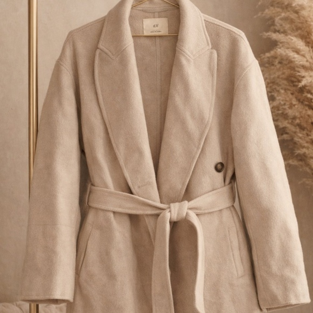 H&M Tan Belted Trench Coat with Lapel